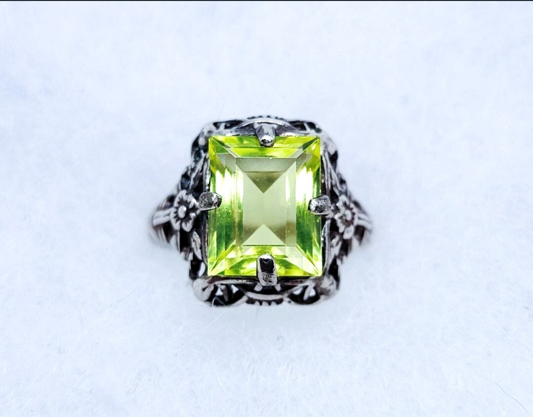 Sterling Vaseline Uranium Glass Ring Floral Art Deco Filigree 925 Silver