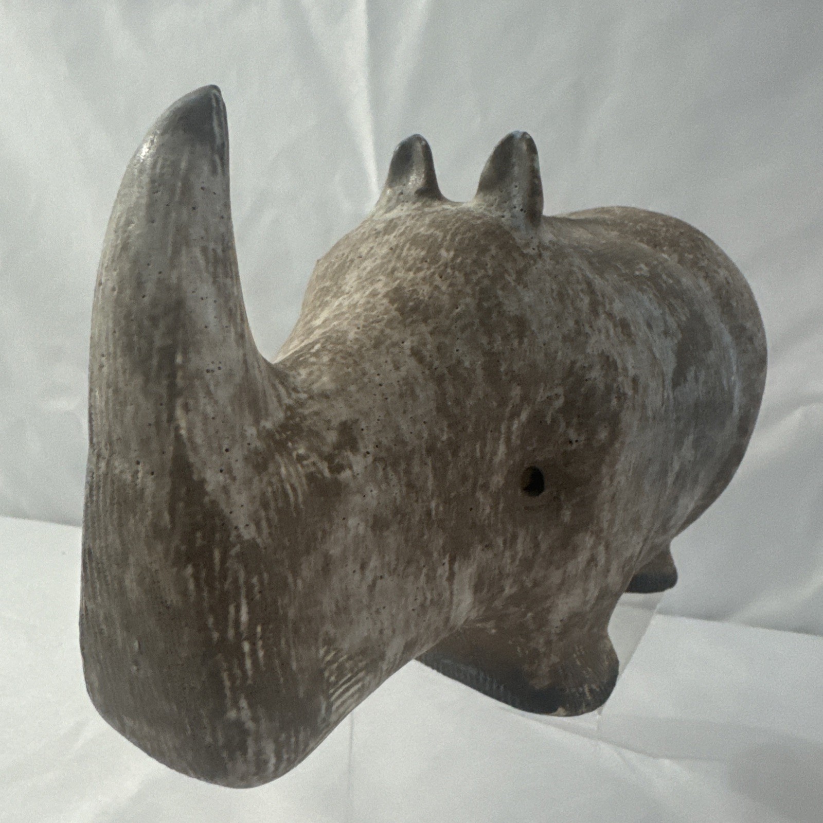 McCarty Pottery Rhino Rhinoceros Nutmeg Cobalt 11”x6” Large Mom 1st Quality