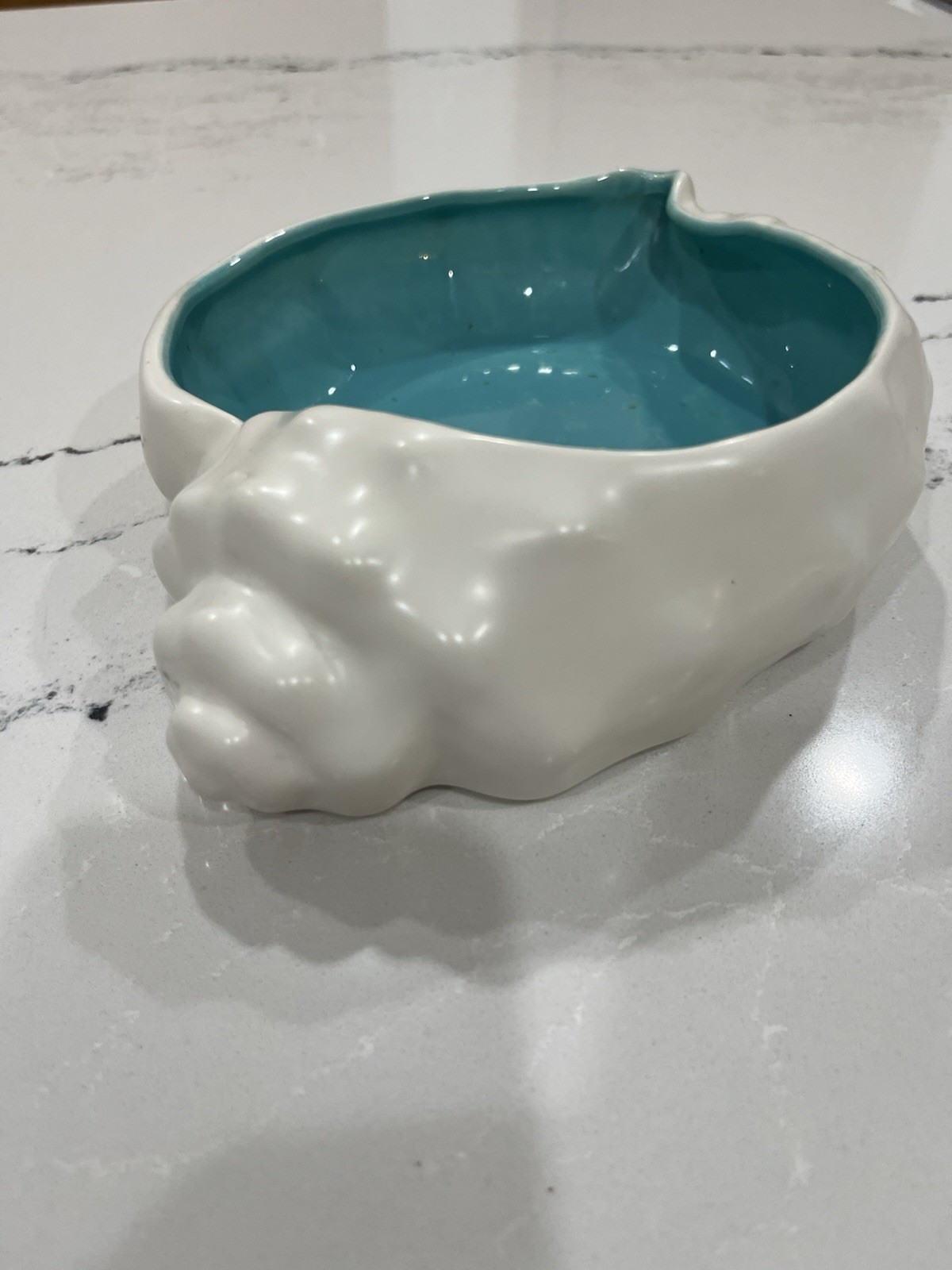 Vintage MCM West Coast Pottery Seashell Dish White & Turquoise 9 x 6 x 2.25”