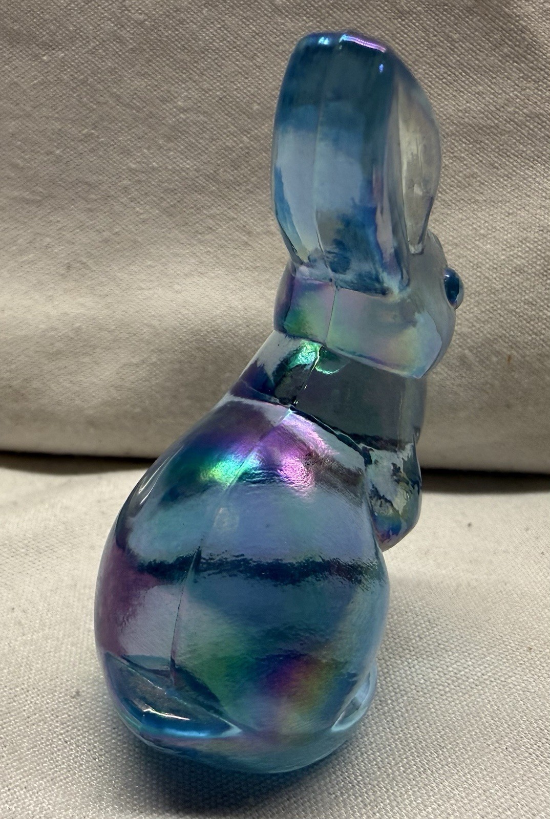 Fenton Blue Carnival Art Glass Iridescent Mini Easter Bunny – Paperweight Decor