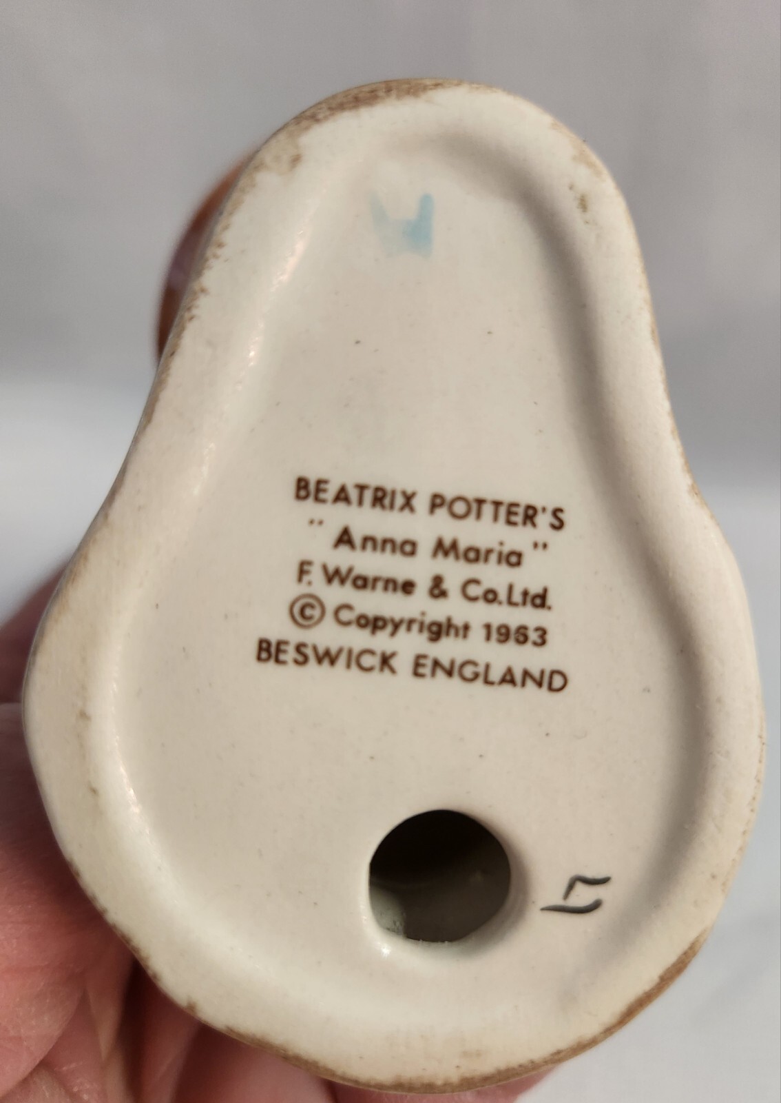1963 Beswick Beatrix Potter Anna Maria Figurine, England 2-7/8″