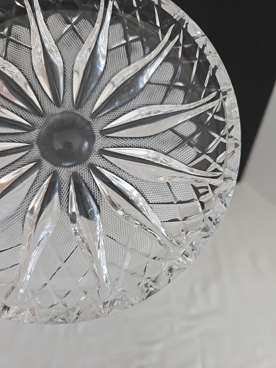 Vintage Round Crystal Glass Dish, Bowl 6″D