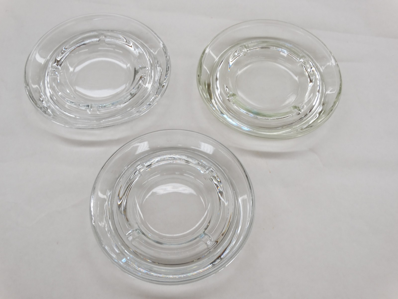 3 Vintage Clear Glass 6 1/2″ Diameter Ashtrays