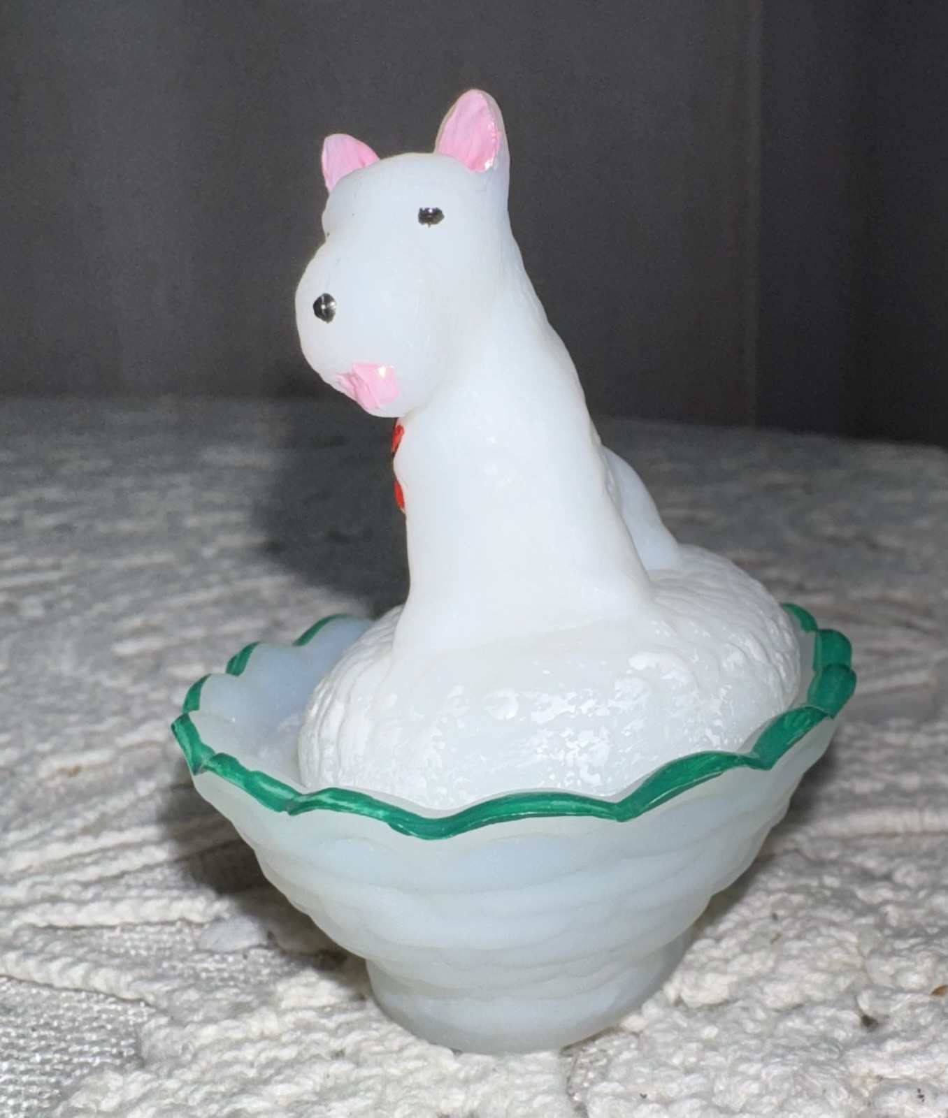 Boyd Crystal Art Glass Scottie Dog Salt NEST Mini ? White Milk Satin Handpainted