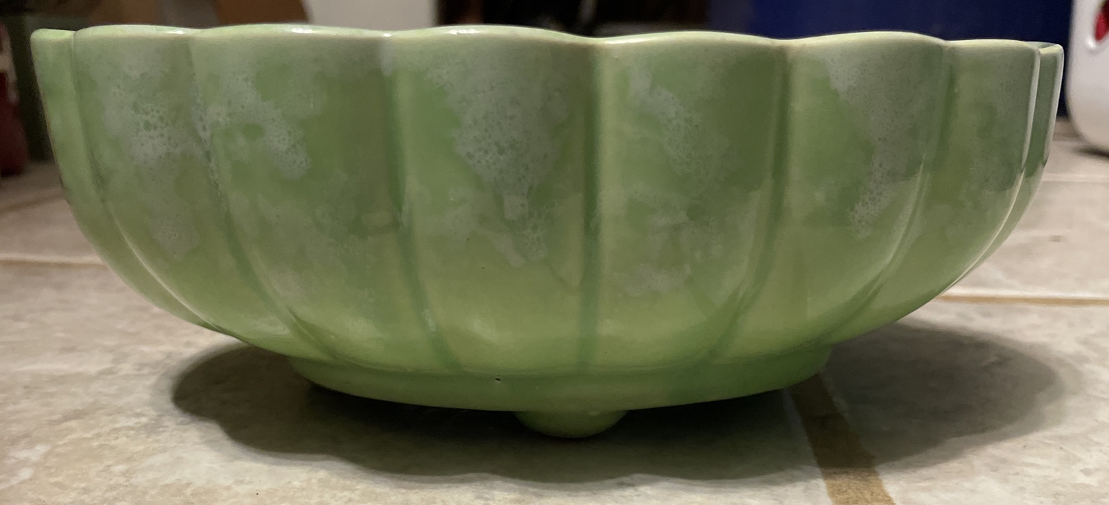 VTG USA Pottery 907 Footed Light Green Planter 7.5 Inch Long