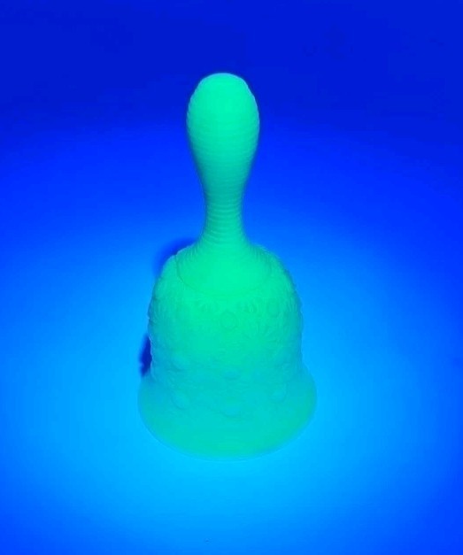 Fenton Uranium Satin Glass Bell Daisy Button Pattern Glows Under Blacklight
