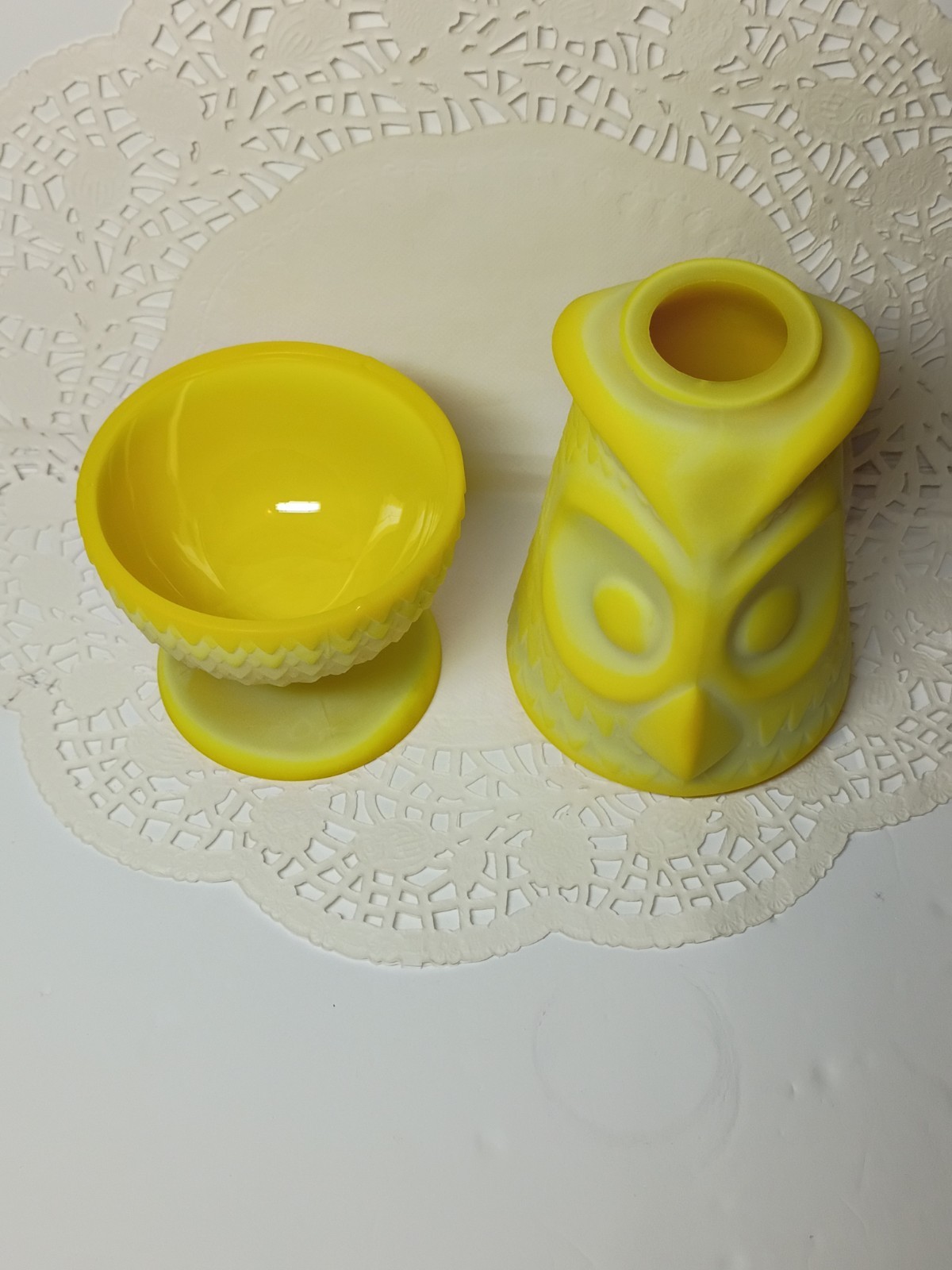 Mosser Satin Frosted Dandelion Yellow Owl Fairy Lamp UV Glow Blacklight OOAK 7″