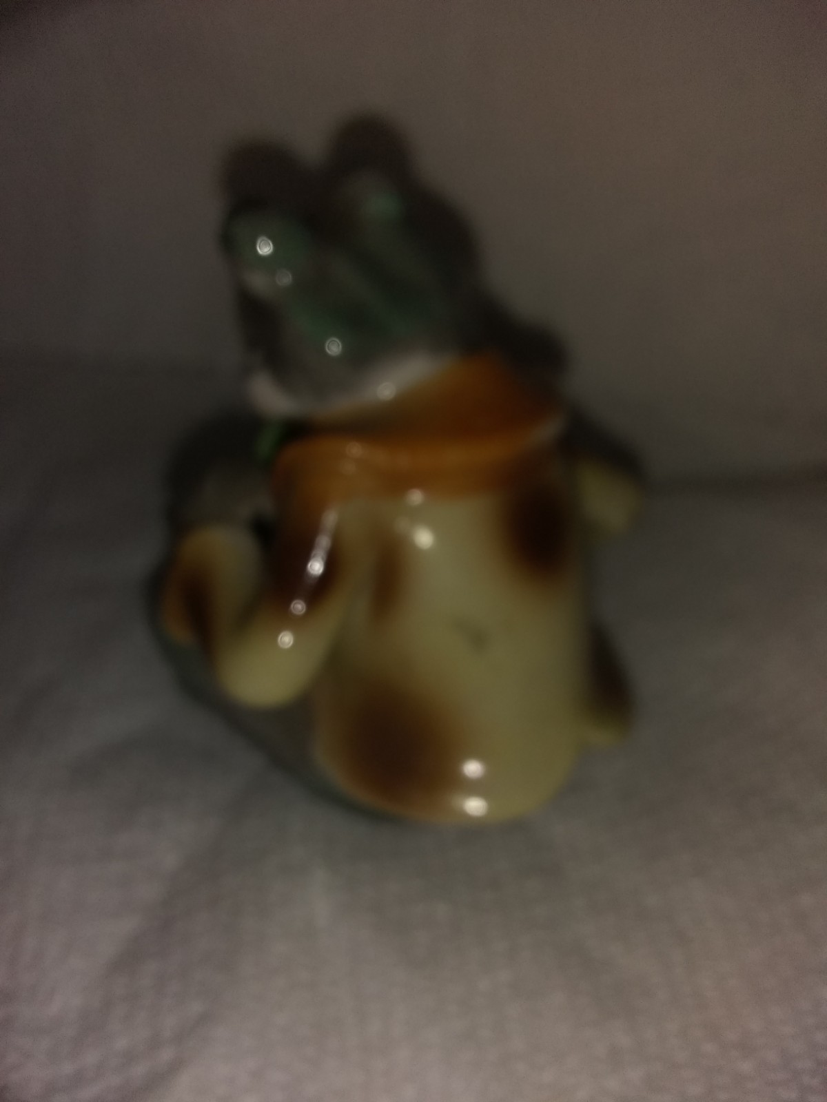 Rare 1940/50s Japan Whimsical Porcelain Sitting Porcelain FROG Adult Collector