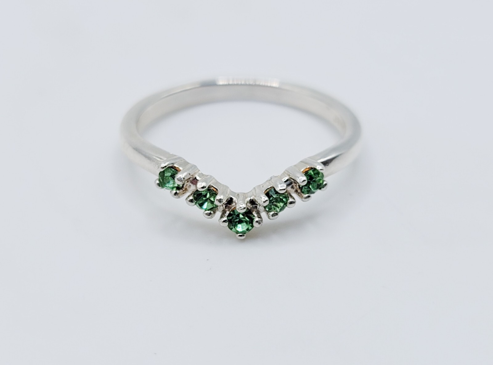 925 Sterling Uranium Glass Ring Chevron Fitted Wedding Band Green