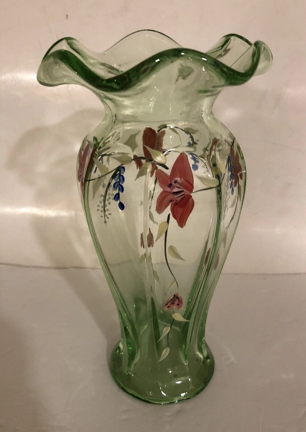 Vintage Dunbar Octagon Hand Painted Vase Ruffled Rim Green Mist 7.5” Tall Mint