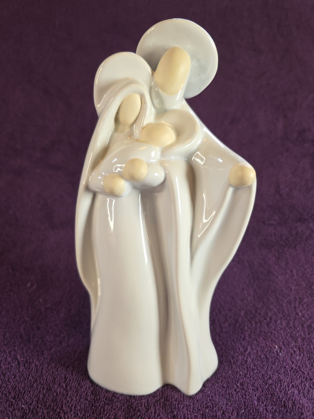 Modern White Ceramic Nativity 9.5″ Tall Unbranded Sleek & Unique Holiday Decor