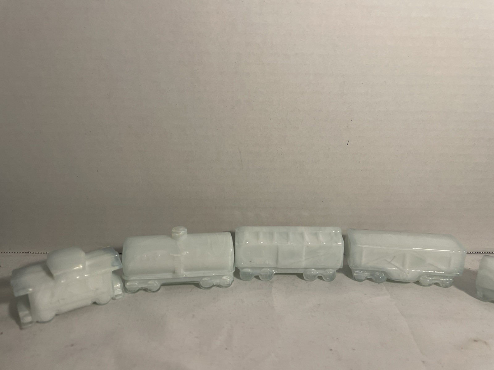 Boyd Milk Glass Train Set Special Handpainted Christmas 1997
