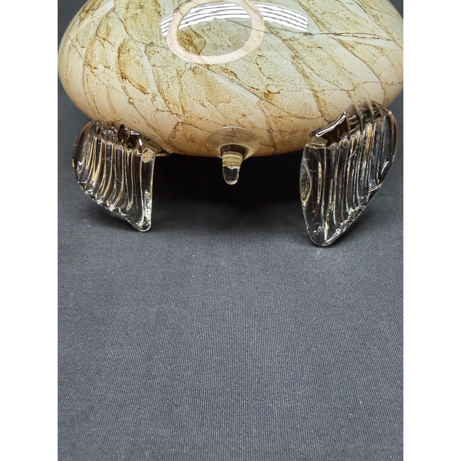 Jozefina Krosno Poland hand-blown art glass sea turtle sculpture, beige shell