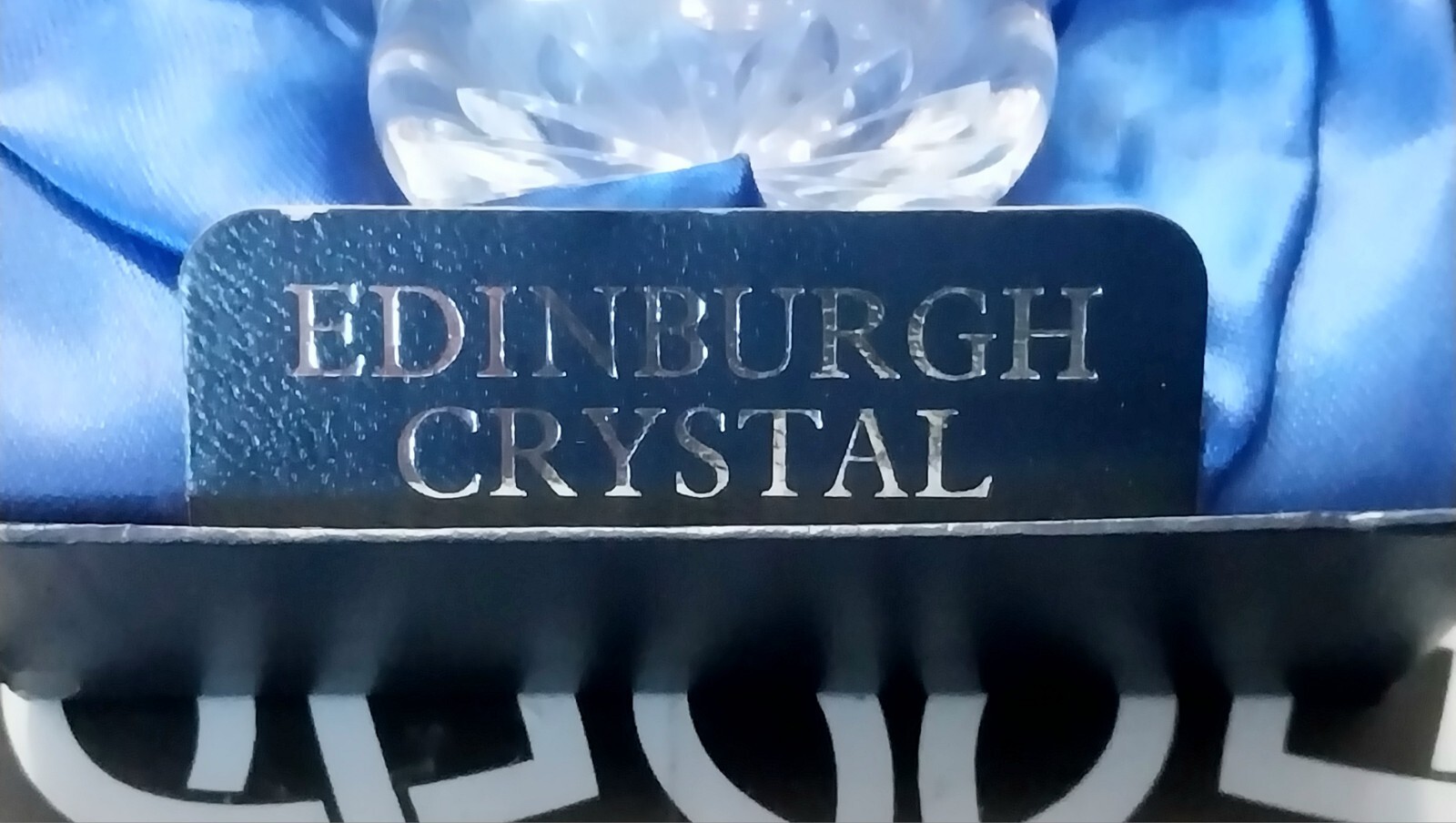 Edinburgh Crystal 4″ Vase – American Eagle Etched – Gorgeous & Petite – IOB
