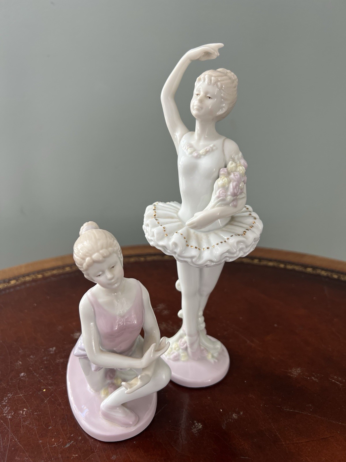 Russ Berrie Ballerina Figurines Set of 2 Pink White Glossy Ballet Dance