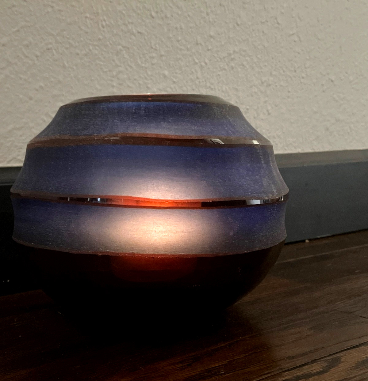 VTG Studio Art Glass Beehive Vase Blue Amber Sandblasted Etched 6.25×8″ ~ 5.75LB