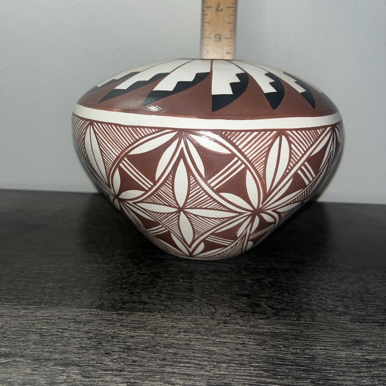 Santa Clara Pueblo Native American Pottery Seed Pot Vase Bowl Signed E Tafoya
