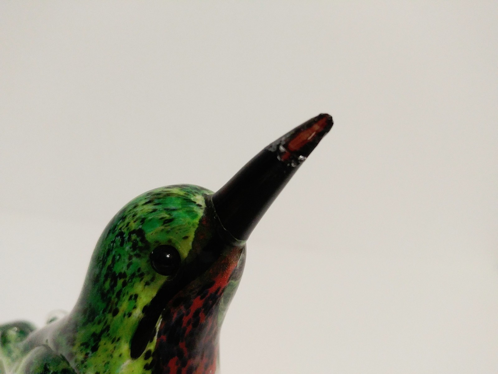 Langham England Paul Miller Signed 6″ Hand Blown Art Glass Hummingbird READ