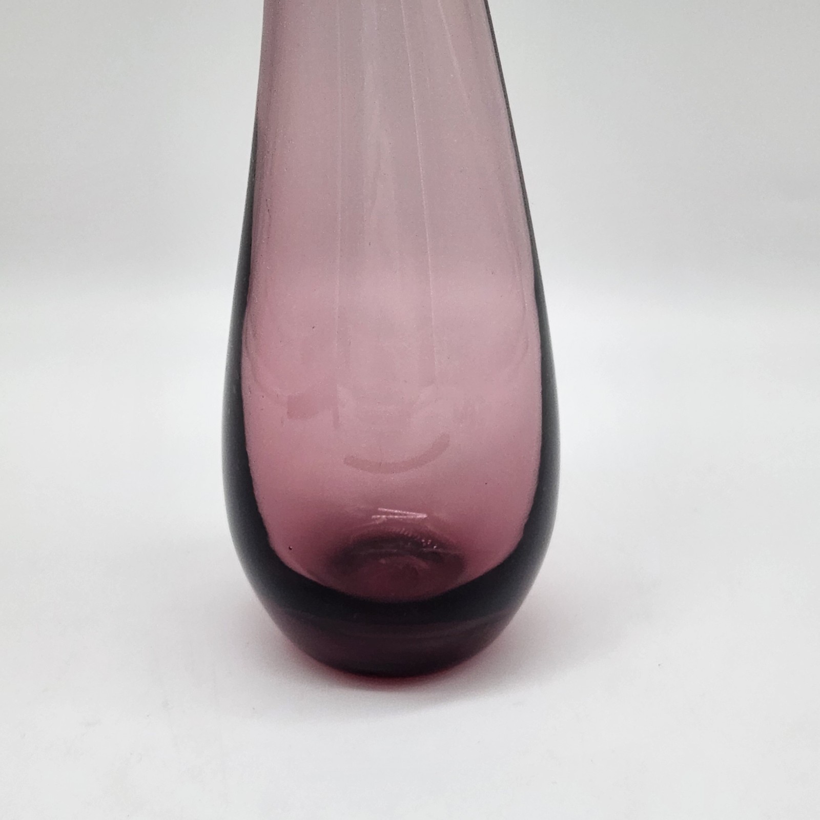 Hand Blown Stretched Curved Neck Art Glass Bud Vase Amethyst Purple Glass 9.5″ T
