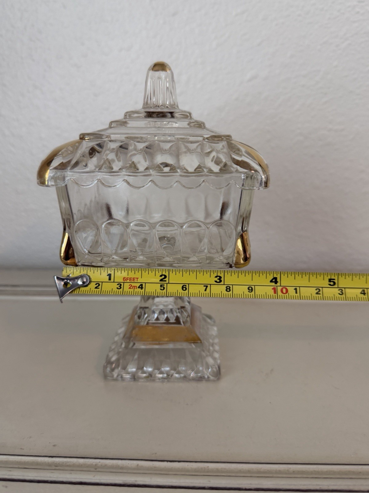 Vintage Jeanette Glass Wedding Cake Box Clear Gold Decoration Candy Dish Small 1