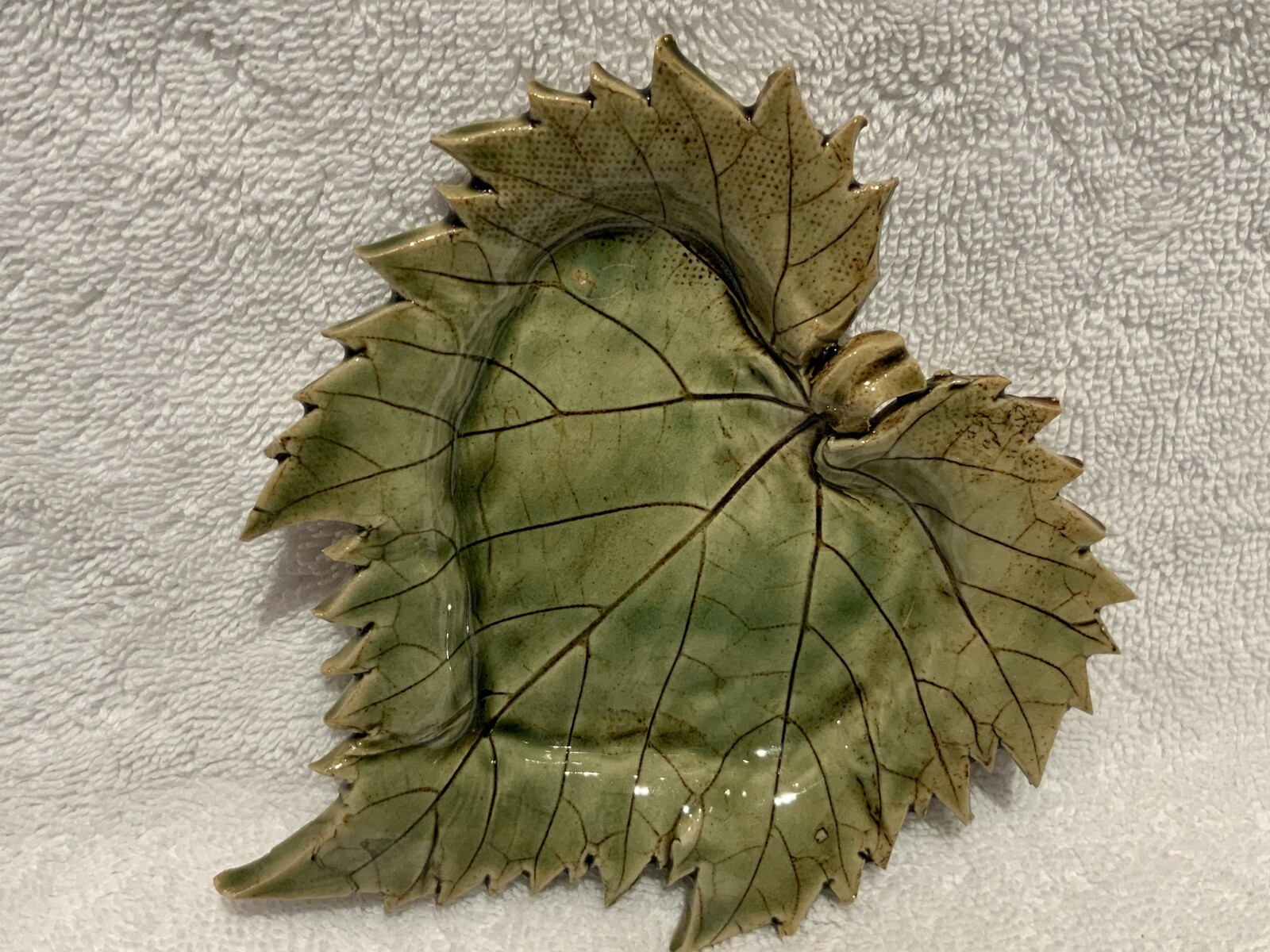 Handmade Ceramic Art Pottery Set of Two Detailed Decorative Green Leaves