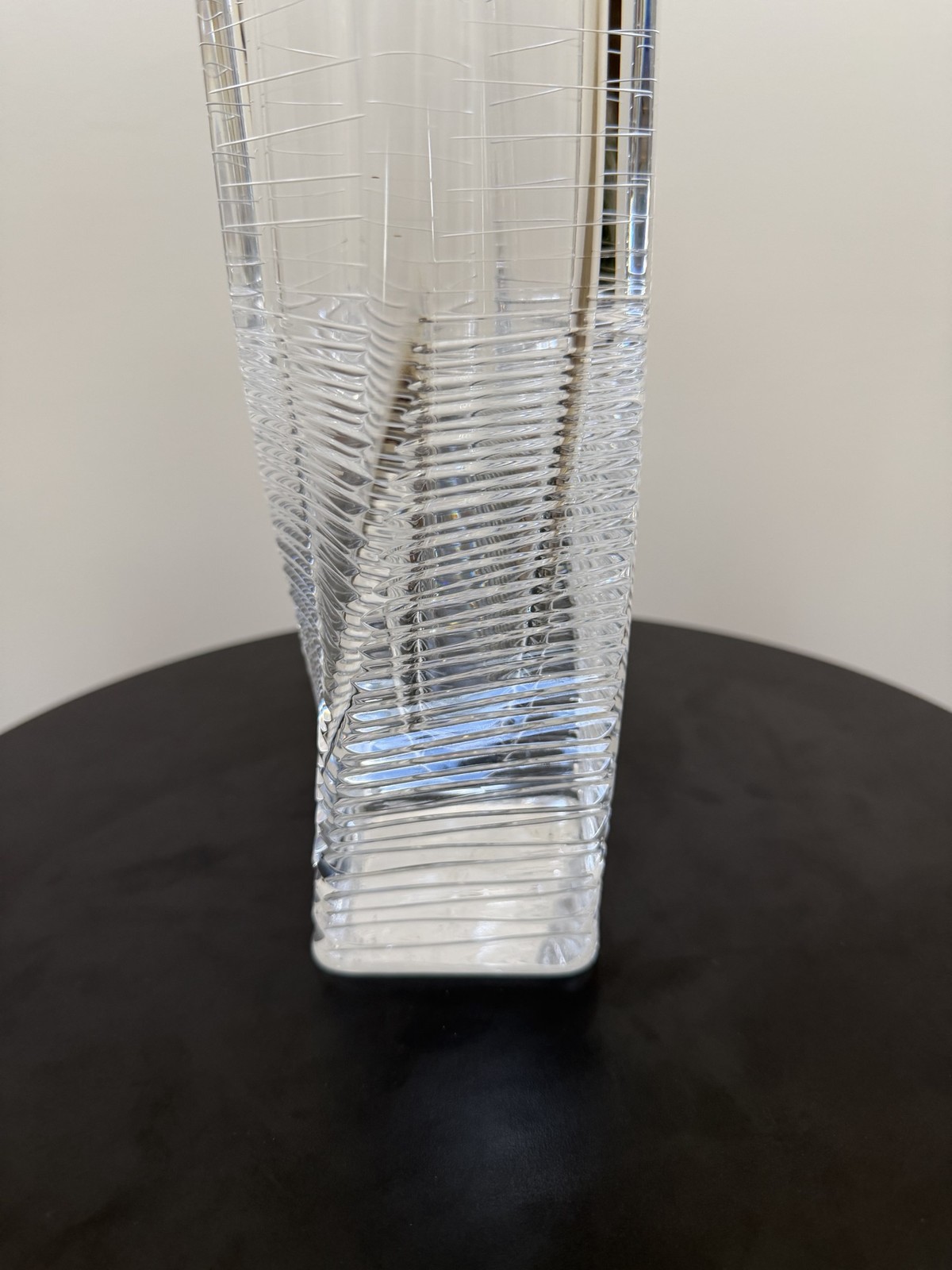 Fu Sosso for Hoya Signed Japanese Crystal Vase Twisted Square Ribbed 11.5″