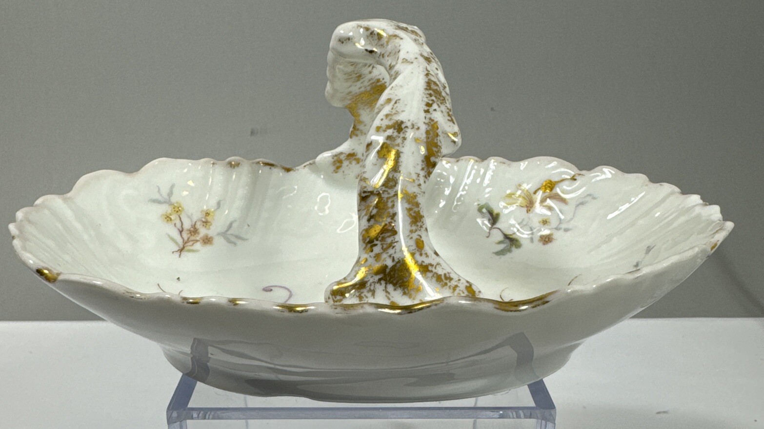 Antique Limoges Hand Painted Floral & Gold Gilt Handled Basket Dish See Descrip.