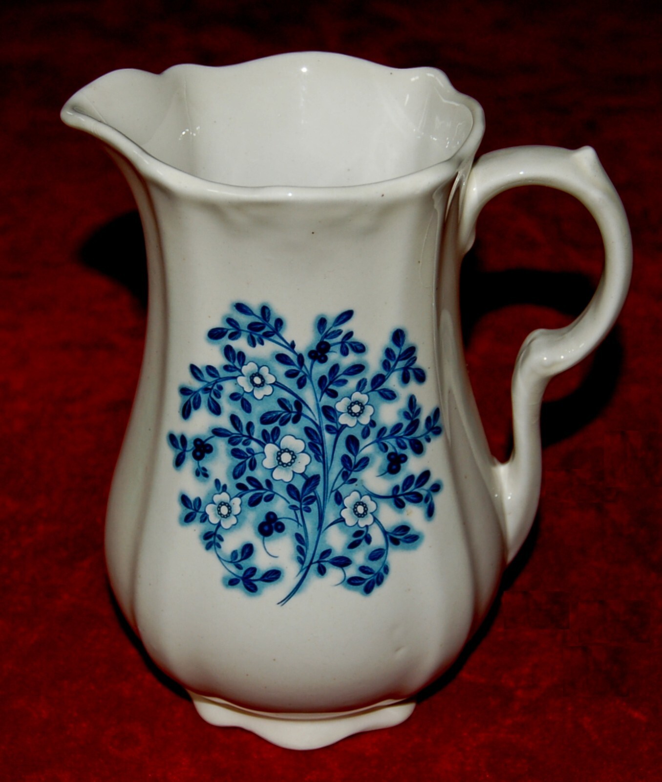 VINTAGE Stoneware PITCHER CREAMER Blue Wild Flowers Very Elegant Kitchen Decor!
