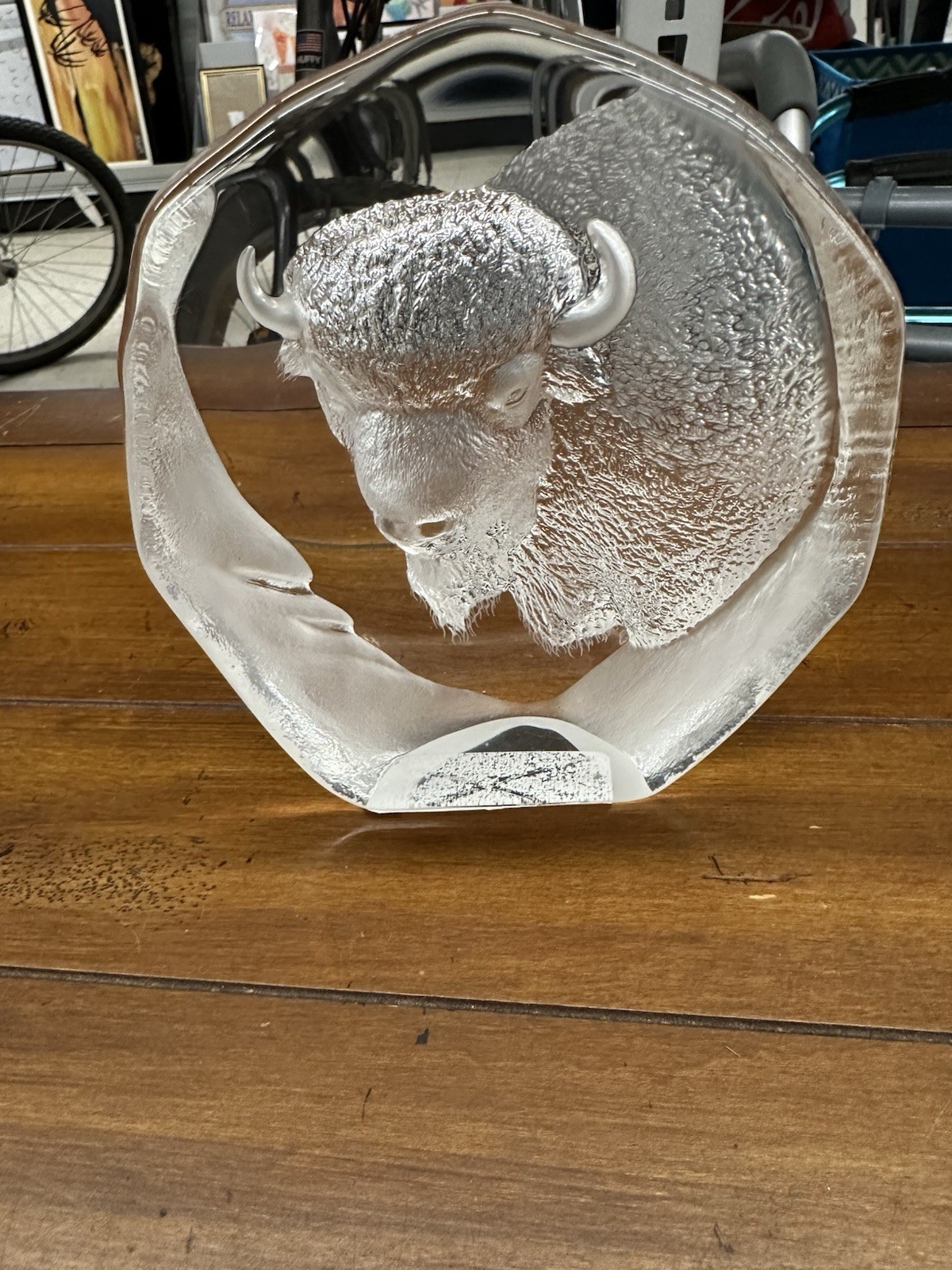 Mats Jonasson Maleras Swedish Art Glass Buffalo Crystal Sculpture 6×5.5”