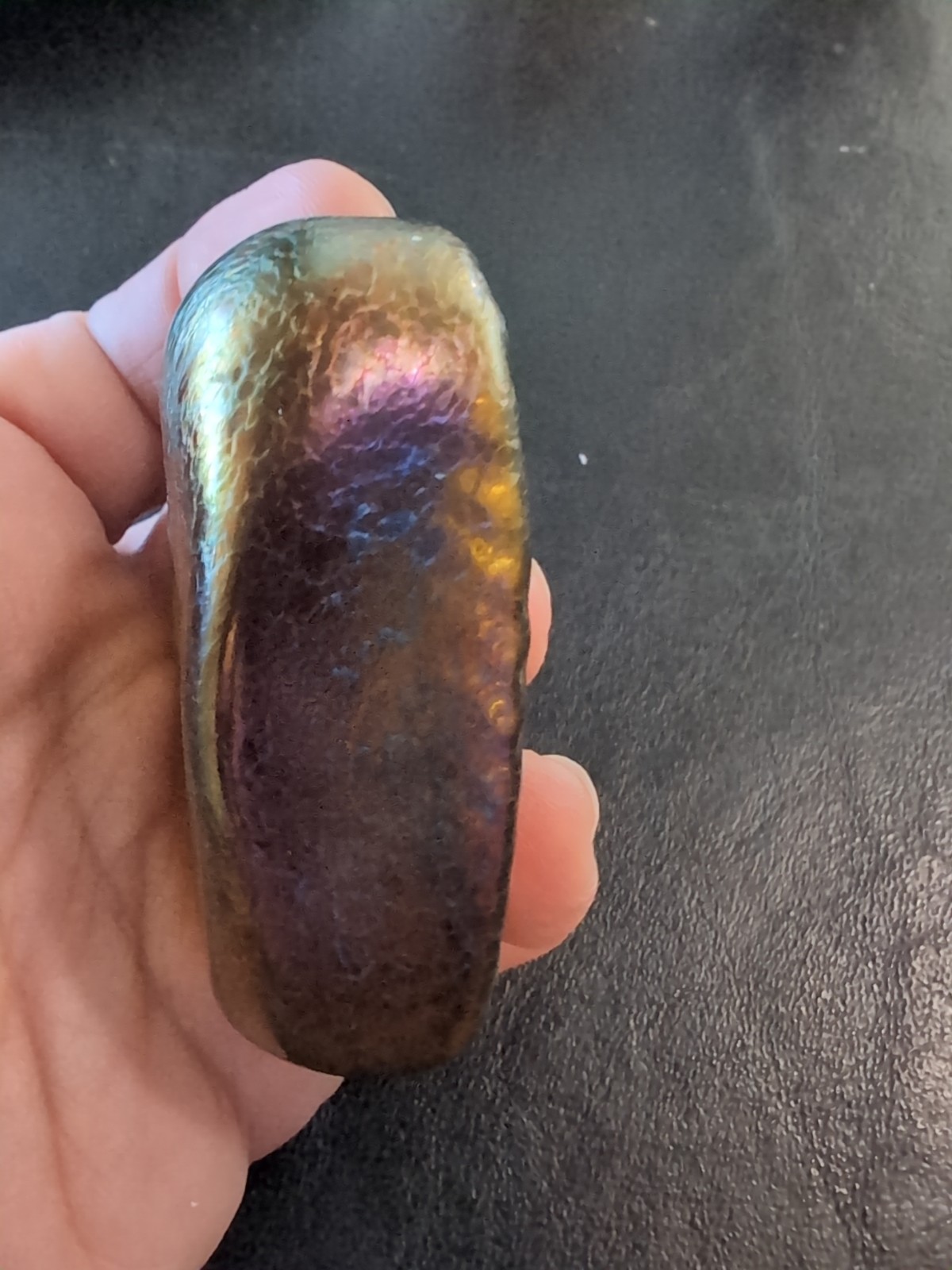 Robert Held Canada Gold Blue Purple Iridescent Heart Paperweight Signed