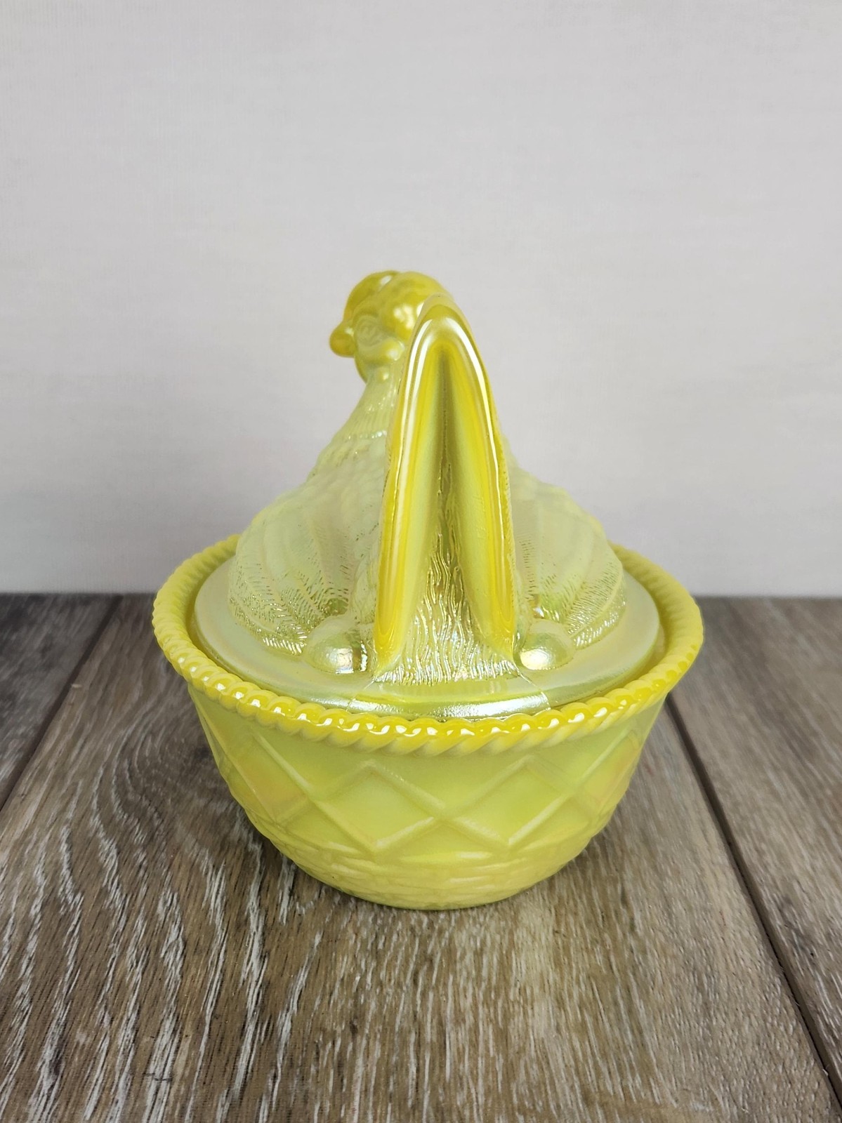 Dandelion Yellow Carnival Glass Hen on Nest Covered Candy Dish 5.5″ -Glows!