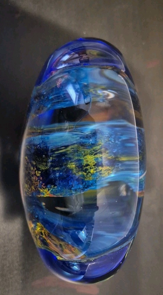 VTG Large “Off 5th”, Glass Art Fish Sea Aquarium Paperweight 4.2lbs 5.5″