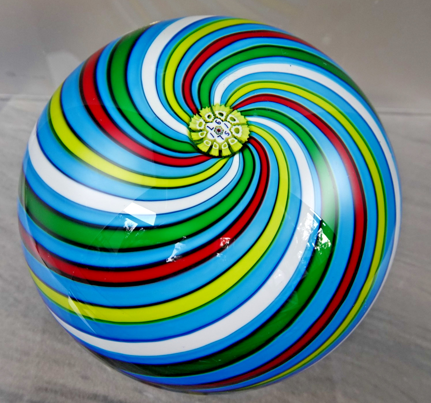 1971 Saint Louis Cristal France 5 Color Crown Swirl Art Glass Paperweight *MINT