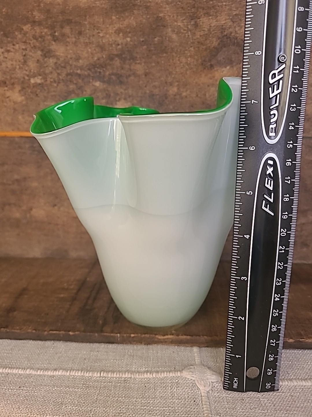 Gorgeous Designs China Ruffled Glass Vase – Green & White Cased Art Glass EUC