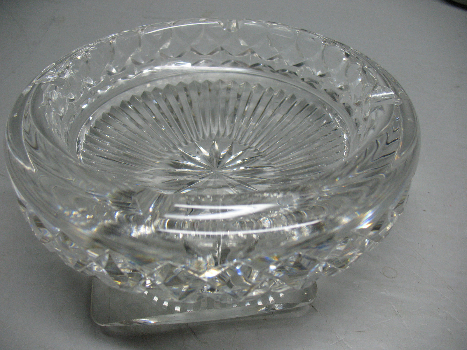VINTAGE WATERFORD MASSIVE ASHTRAY 5.5 LBS NEAR MINT