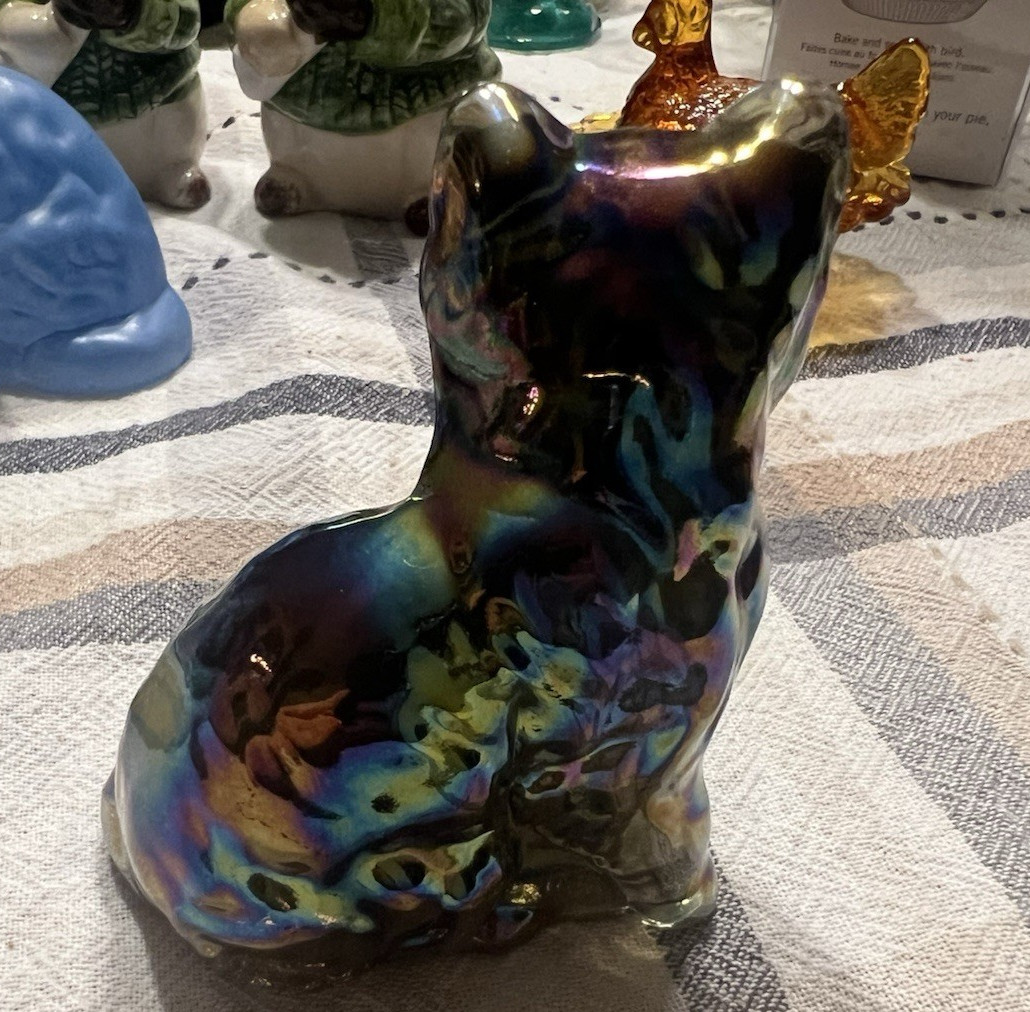 Mosser titanium Carnival Glass Cat Figurine Glossy Finish