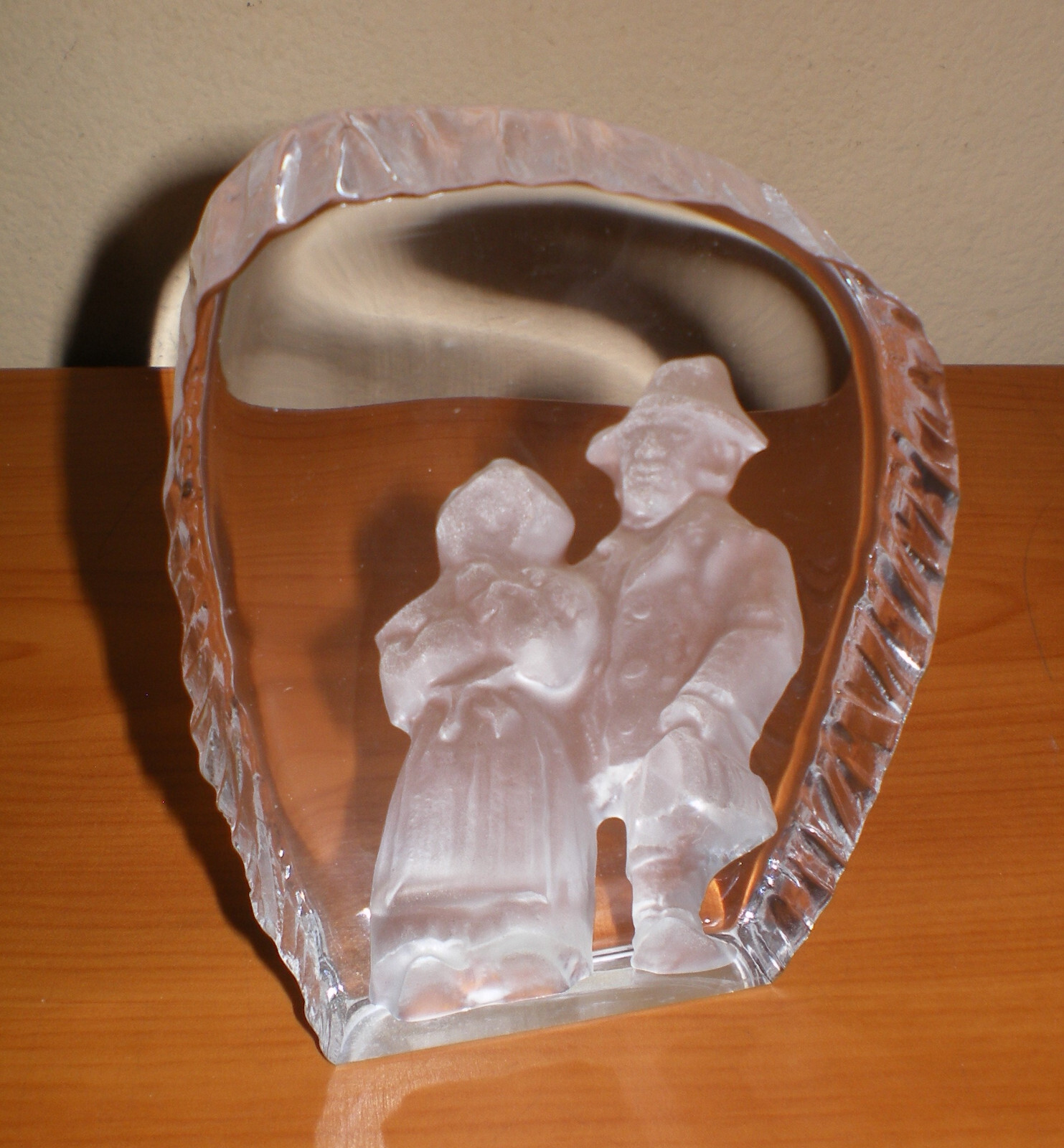 Vintage Swedish Hovmantorp RUNE STRAND Carved Couple Glass Crystal Paperweight