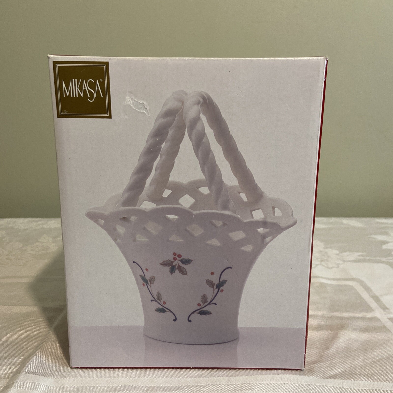 Mikasa Holiday Lace Holly Porcelain 7.5” Basket W/Handle New In Box