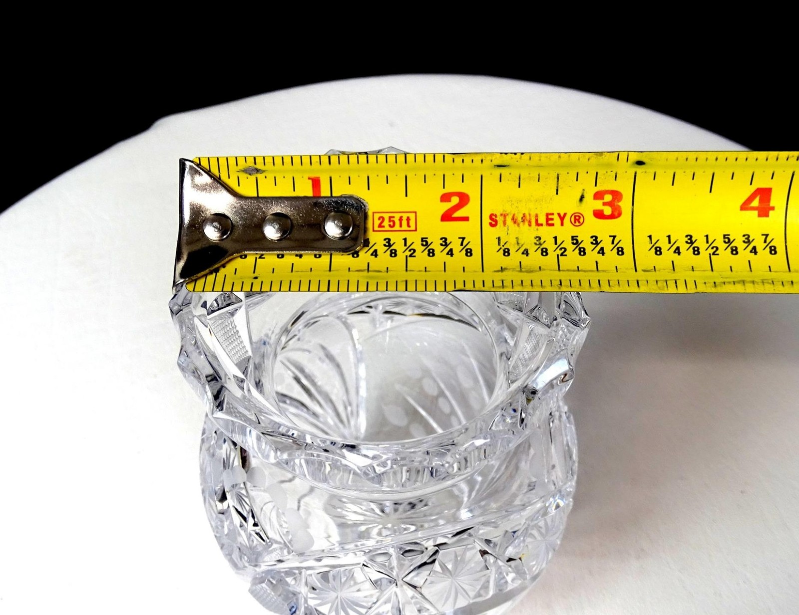 Bohemian Czech Cut Lead Crystal Starburst & Fan Design 4 1/4″ Vase 1950s-1980s