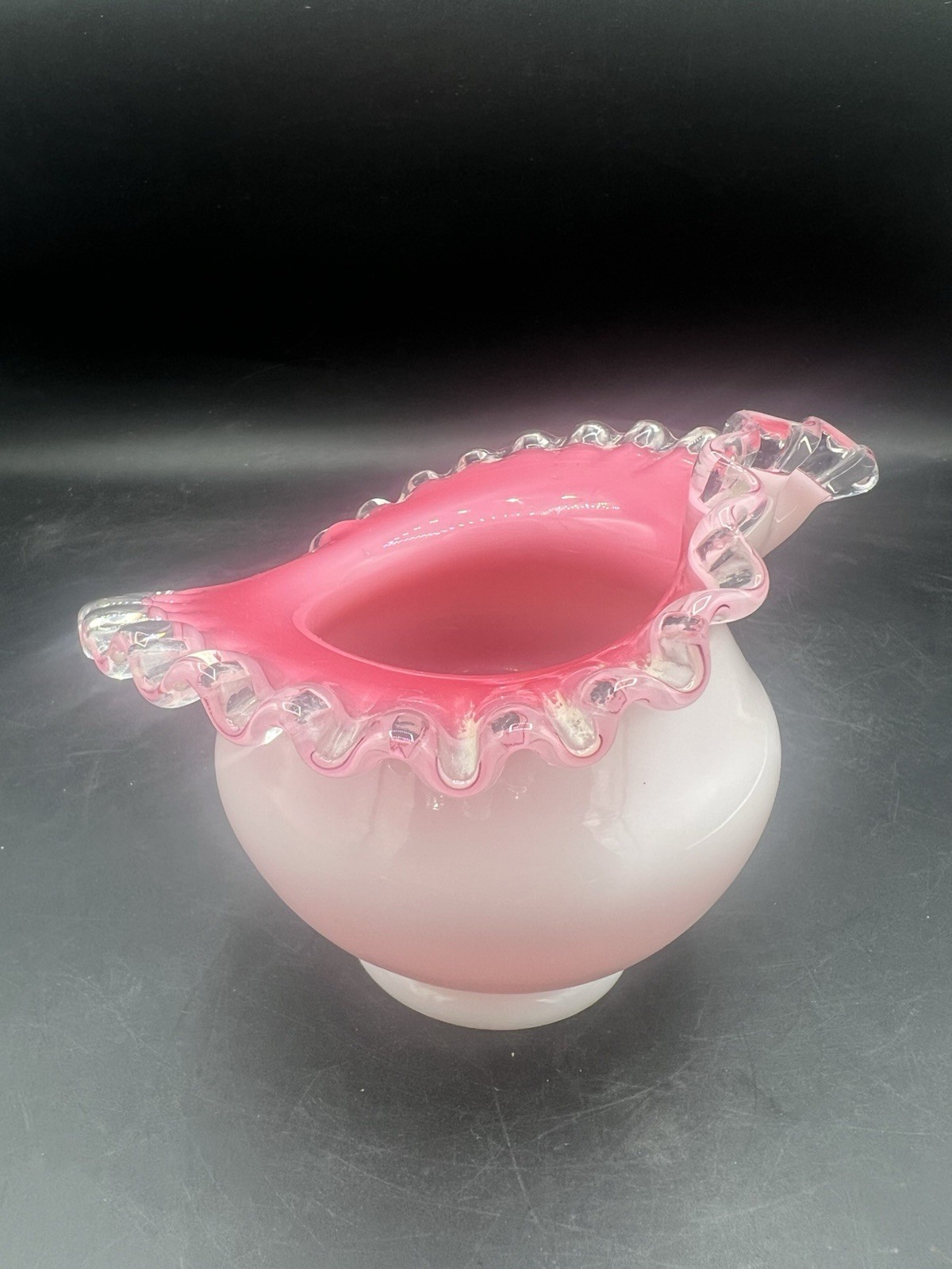 Vintage Fenton Peach Crest White Cased Melon Vase Pink Interior Ruffled Rim 5.5”