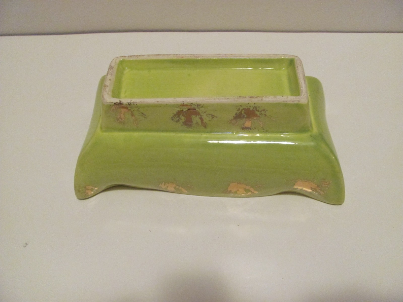 VINTAGE CERAMIC RECTANGULAR POTTERY VASE OR PLANTER