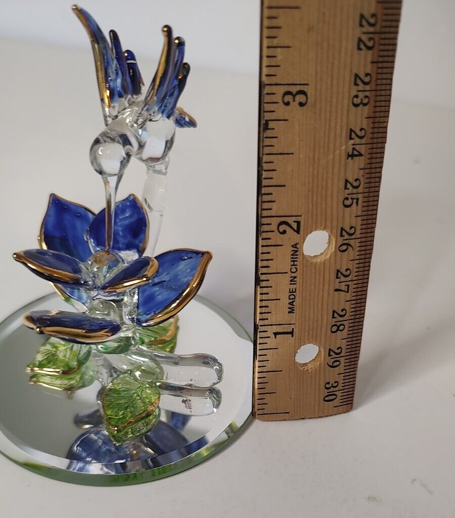 Vintage Lot of 2 Hand Spun Art Glass Feeding Humming Birds 1 w/Gold Detail
