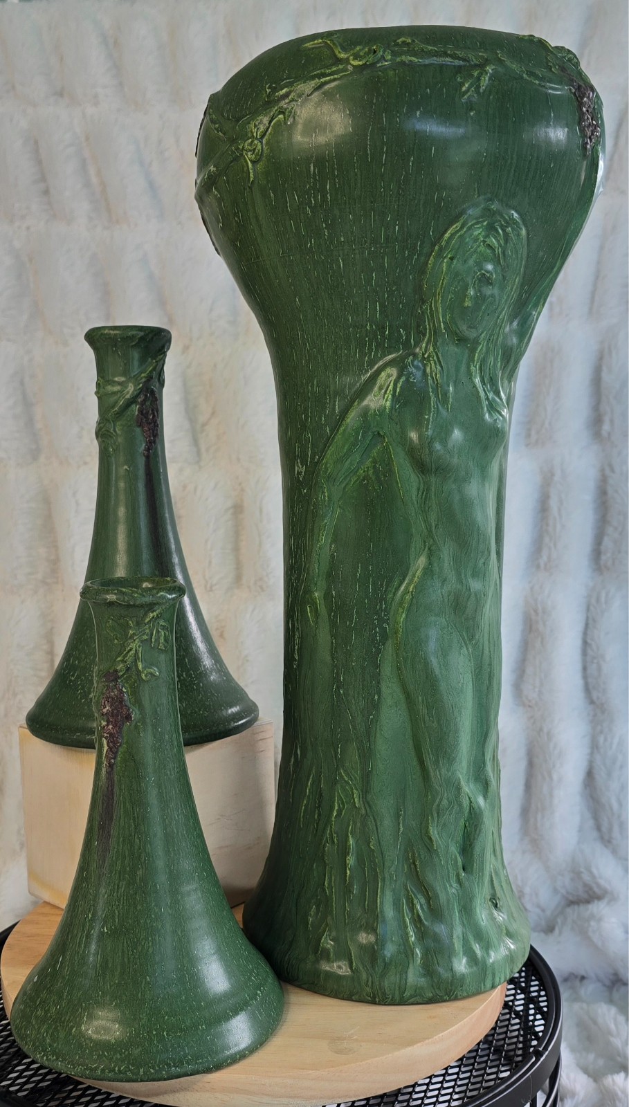 Ephraim Pottery Experimental “E” Grape Nude 3-Piece Set Kevin Hicks Signed