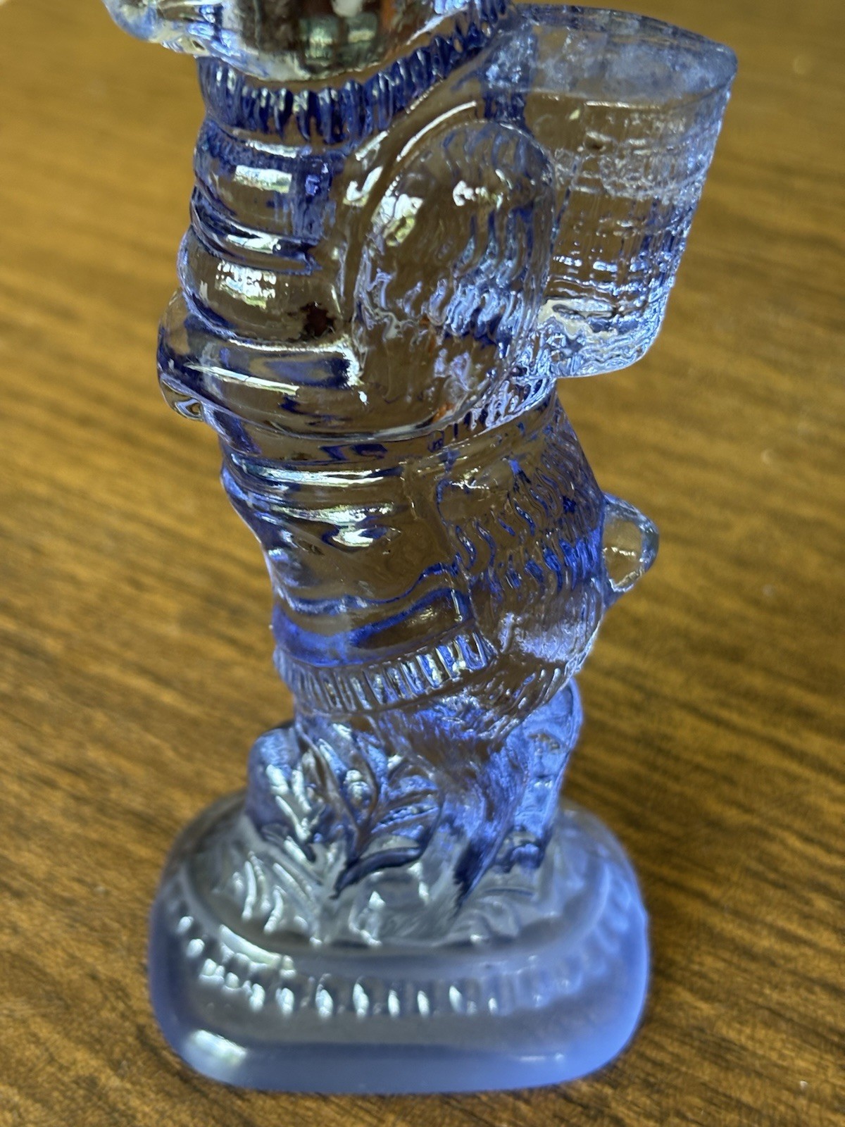 Vtg purple glass rabbit figurine, produced by the J.H. Millstein Company