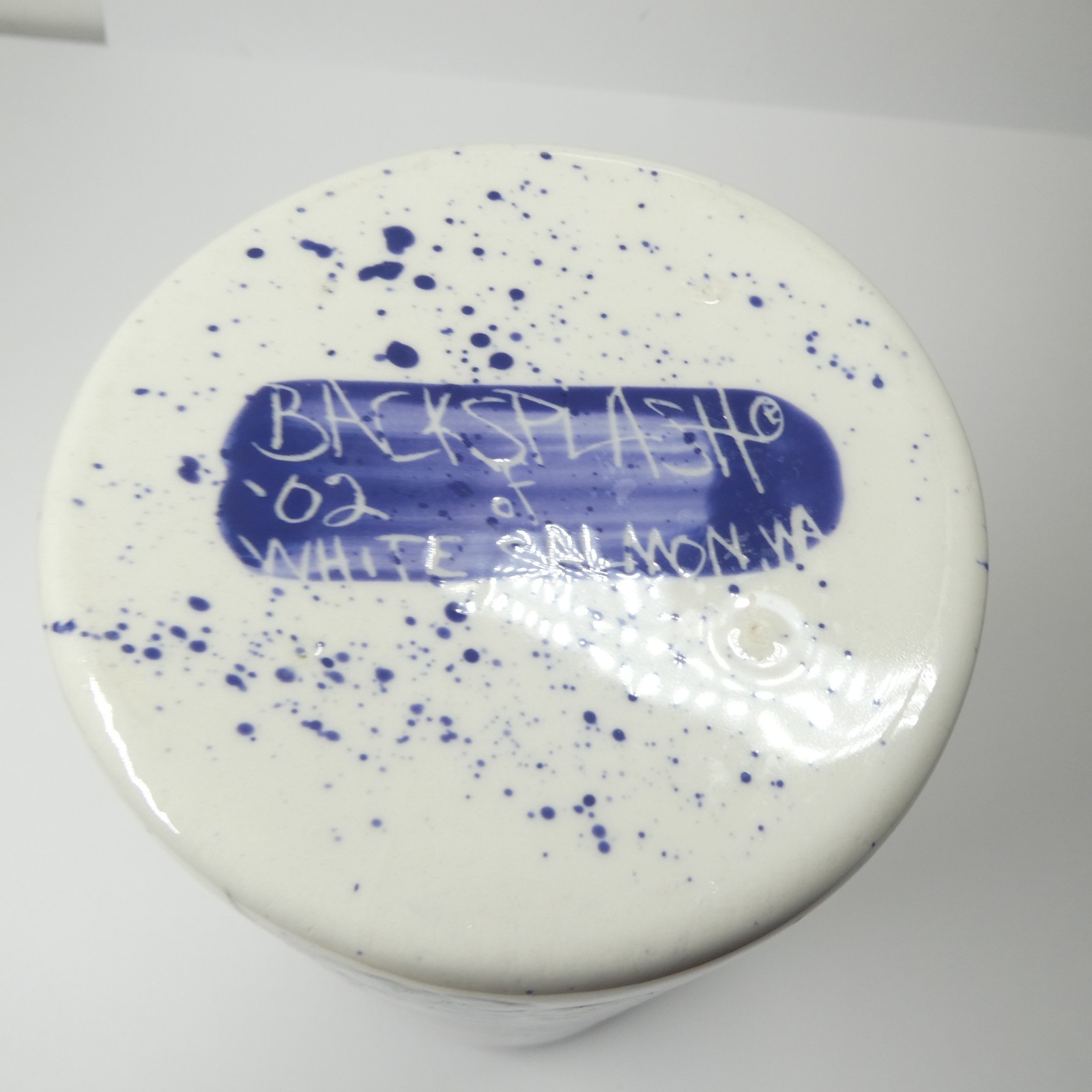 Backsplash White Salmon WA Art Pottery Julie Ueland Utensil Jar 2002 Fruit