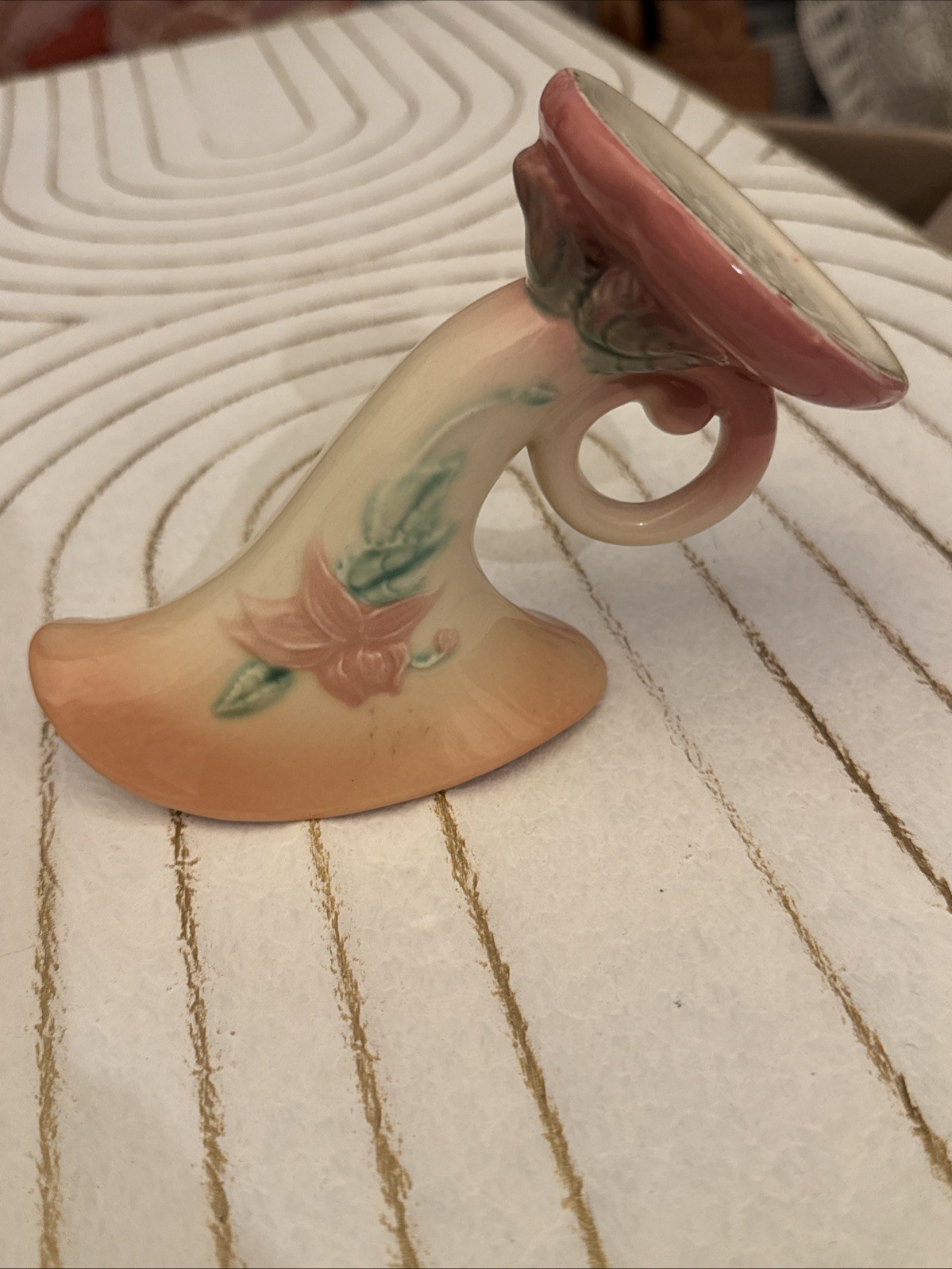 Hull Art Pottery Pretty Vase 1940s Vintage Gorgeous 5.5H USA Pink Green Peach