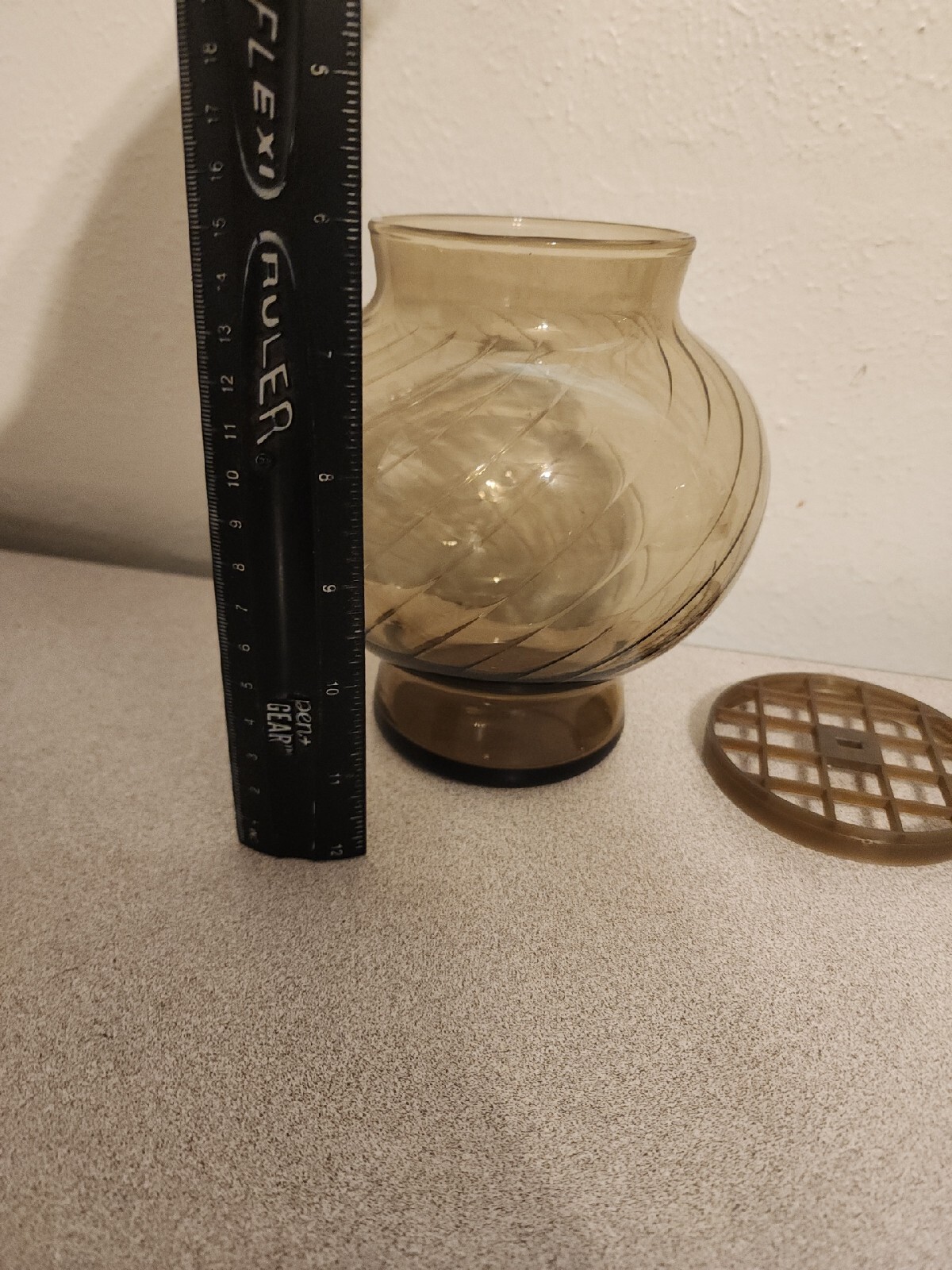 Vtg 1981 Smoky Brown Colored Swirl Pattern Flower Frog Vase by FTDA