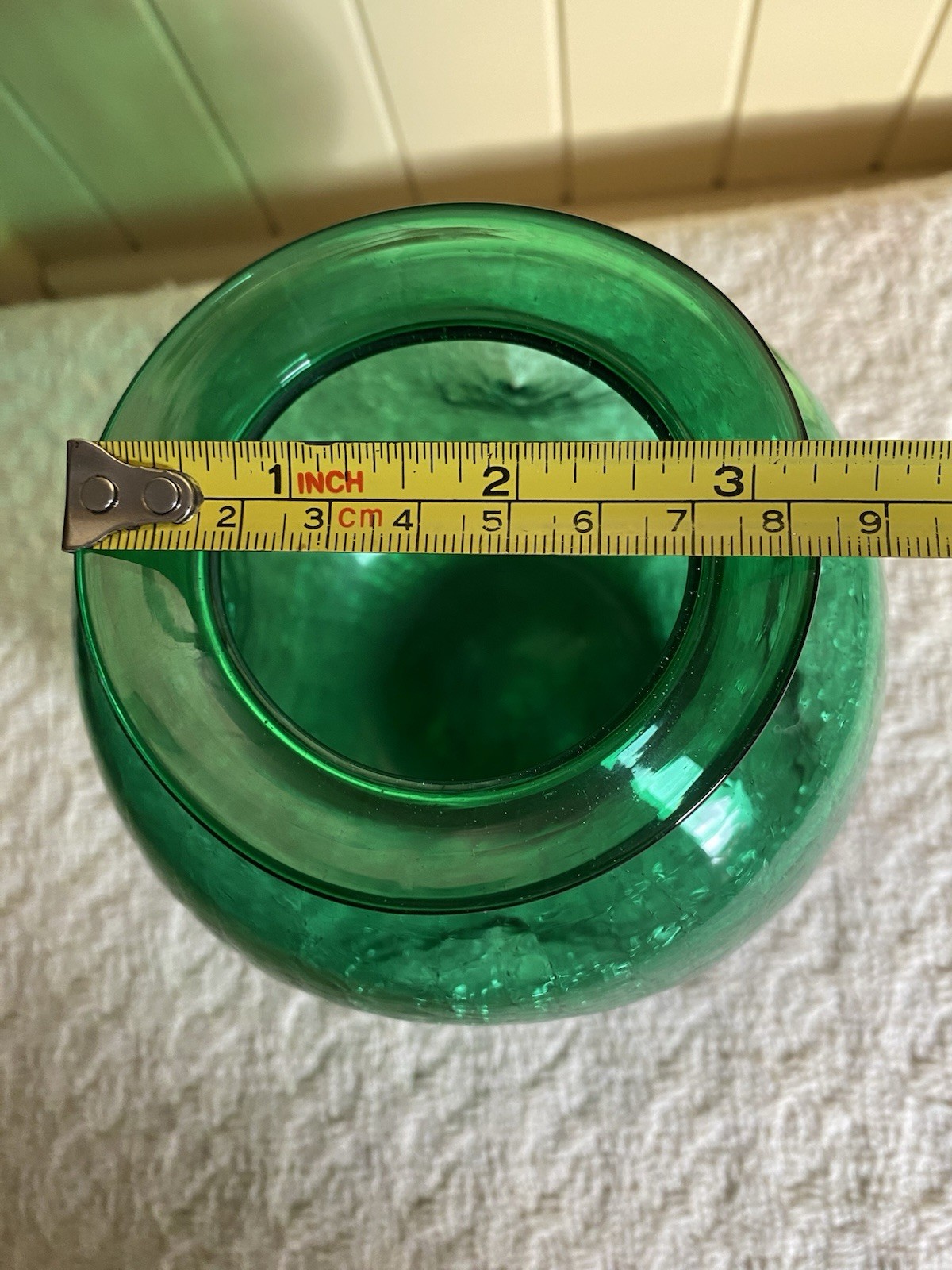 Vintage PILGRIM Green Hand Blown Crackle Glass Short Vase Dimples Pinched 5.5”