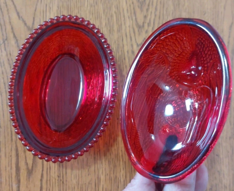 Red Hen On Nest Glass Candy Dish 3 1/2 T x4 3/4 L NEW