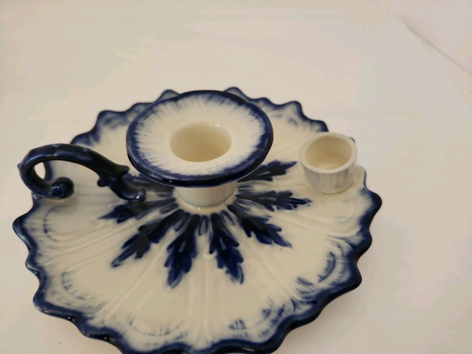 Staffordshire Blakeney Blue & White Victoria Chamber Candle Holder W/ Snuffer
